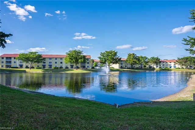 $229,900 | 8274 Key Royal Circle, Unit 1022, Naples, FL 34119