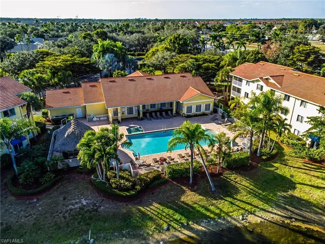 $229,900 | 8274 Key Royal Circle, Unit 1022, Naples, FL 34119