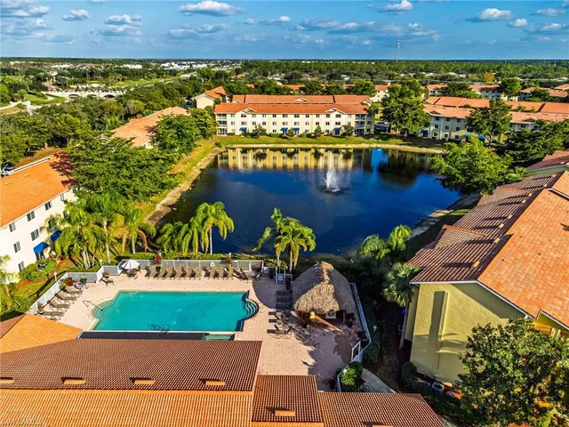 $229,900 | 8274 Key Royal Circle, Unit 1022, Naples, FL 34119