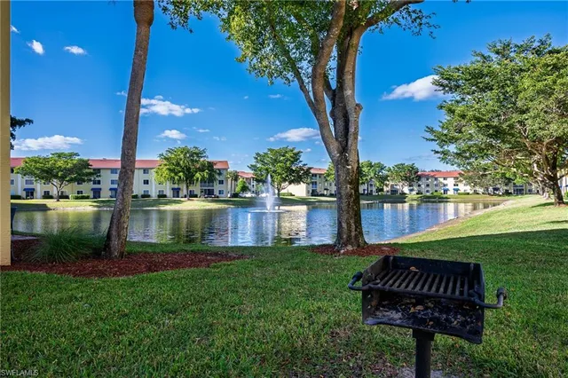 $229,900 | 8274 Key Royal Circle, Unit 1022, Naples, FL 34119