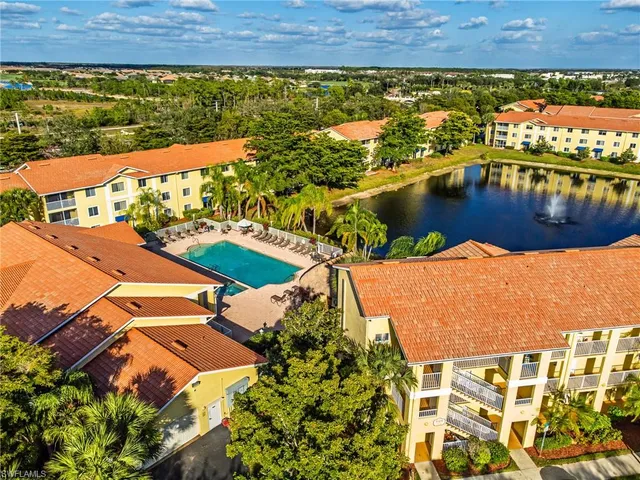 $229,900 | 8274 Key Royal Circle, Unit 1022, Naples, FL 34119