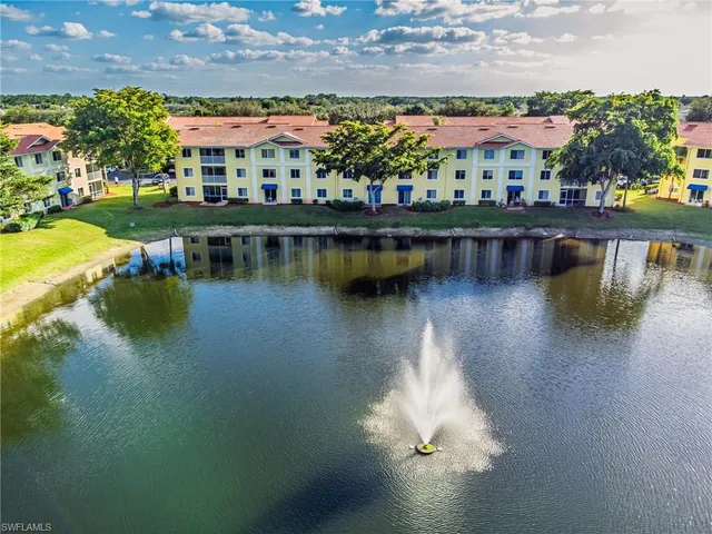 $229,900 | 8274 Key Royal Circle, Unit 1022, Naples, FL 34119