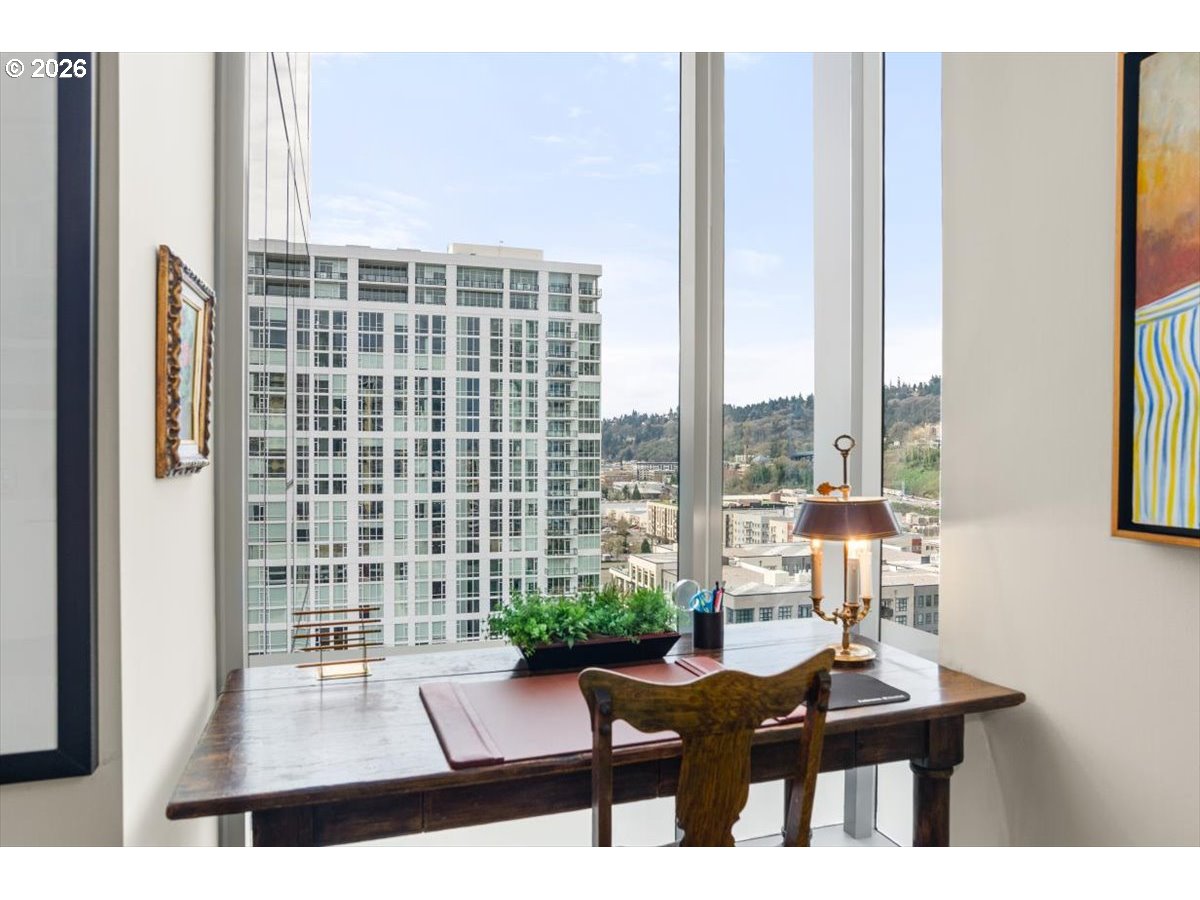 841 Southwest Gaines Street, Unit 1412 Portland, OR 97239 - Photo 18 of 41 View