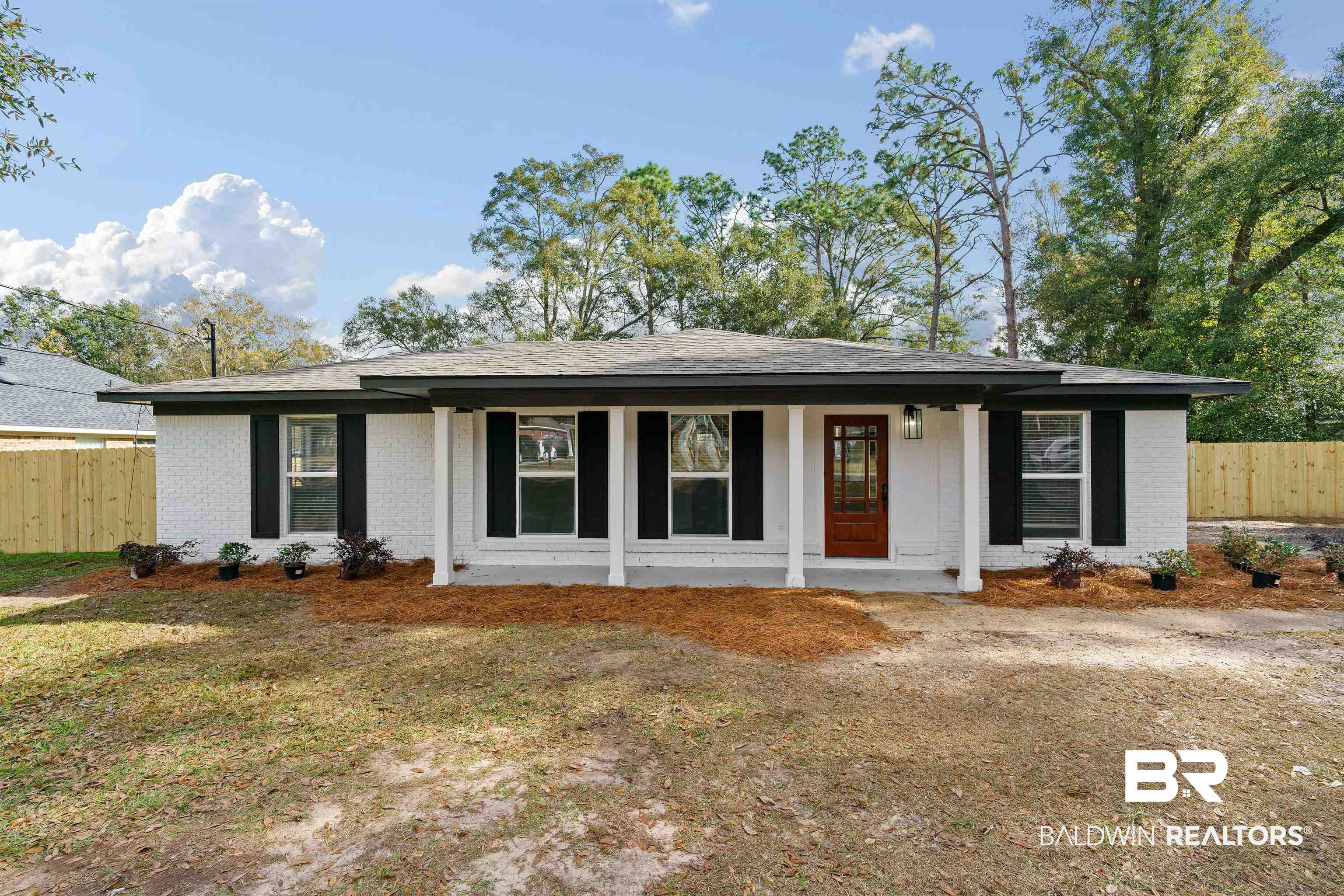 1009 Wesley Avenue Mobile, AL 36609 - Photo 1 of 26