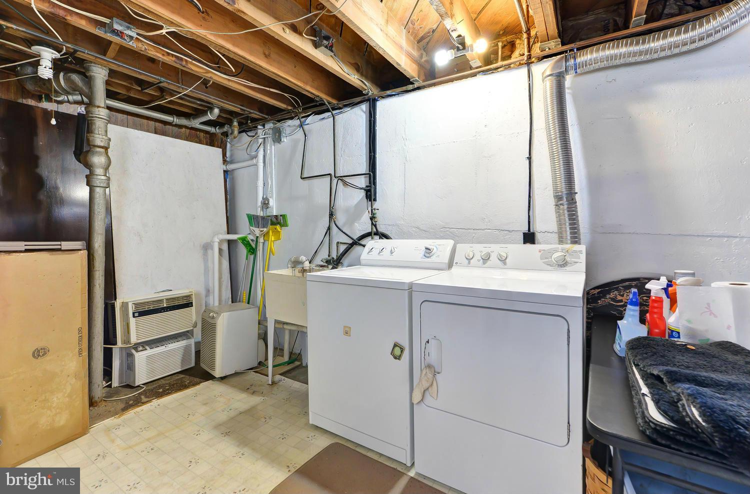 4926 South Chesterfield Road Arlington, VA 22206 - Photo 15 of 26 Interior (General)
