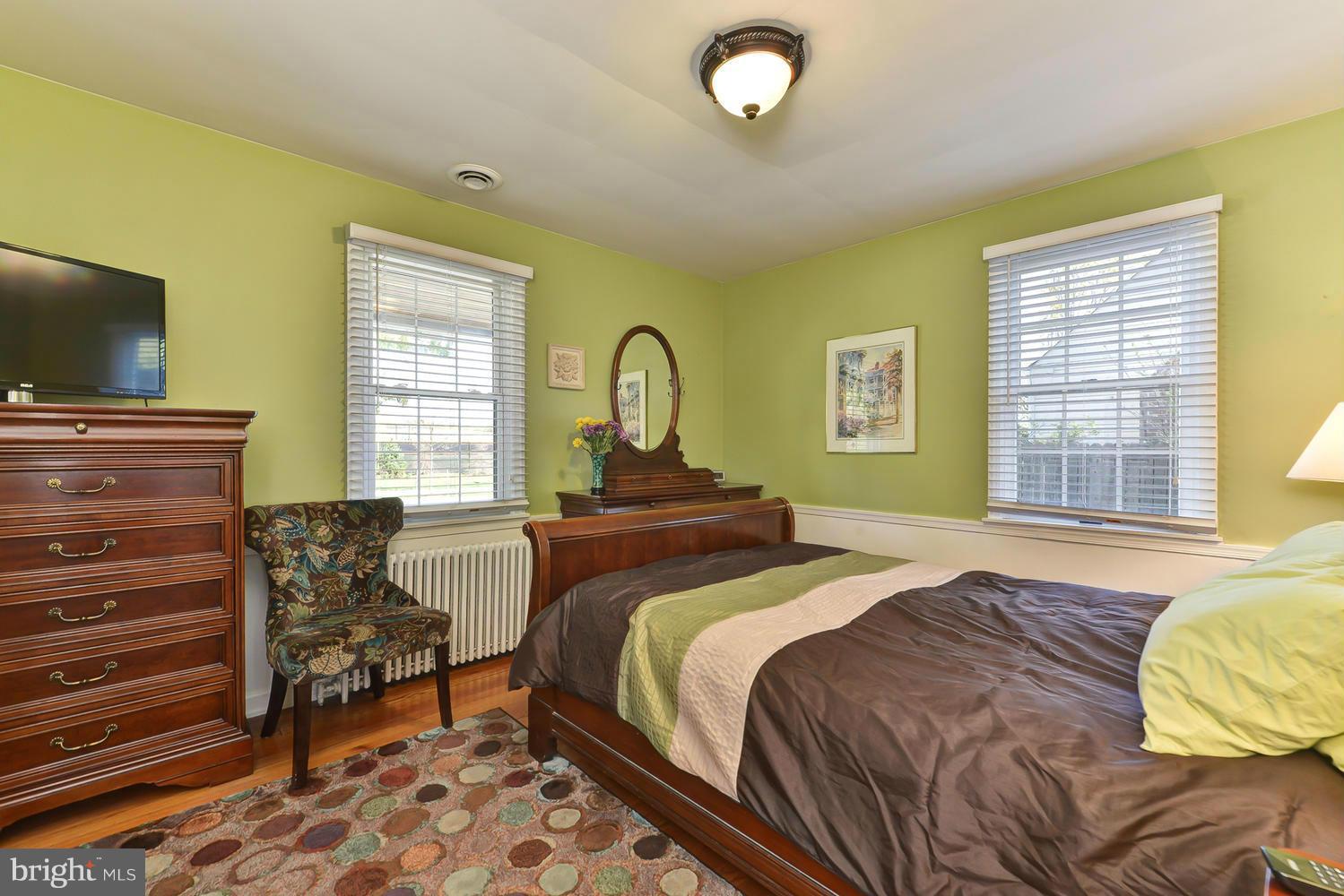 4926 South Chesterfield Road Arlington, VA 22206 - Photo 7 of 26 Bath (Master)