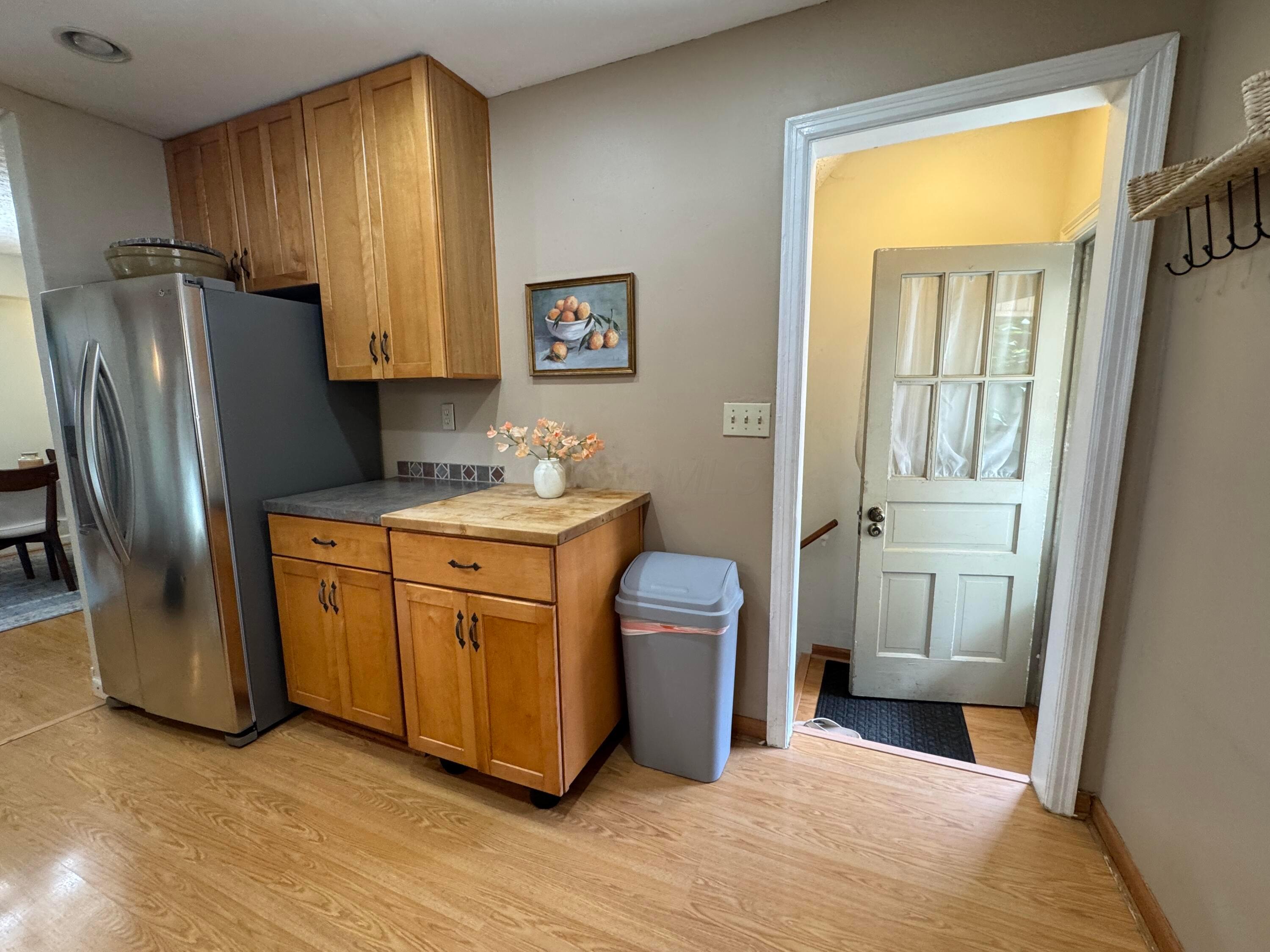 2623 Wildwood Road Columbus, OH 43231 - Photo 16 of 59 Kitchen