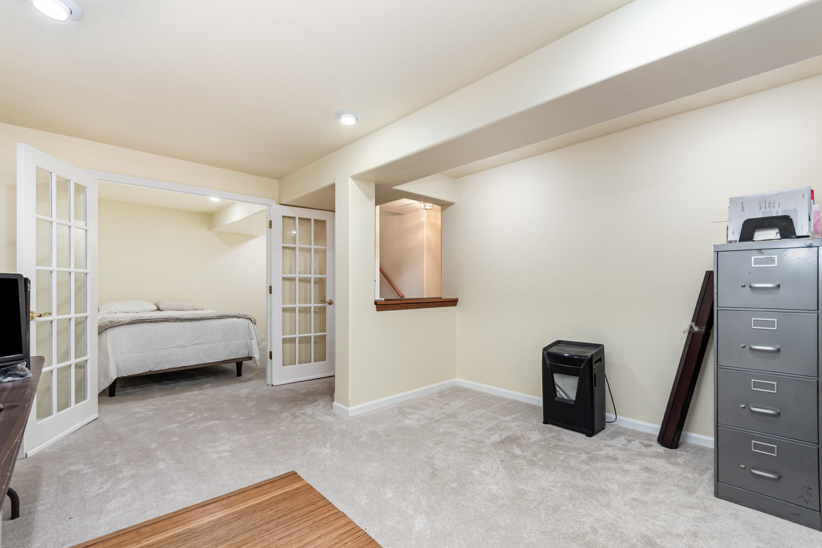 8 Lily Court Bolingbrook, IL 60440 - Photo 18 of 33 a view of a livingroom with furniture and toys