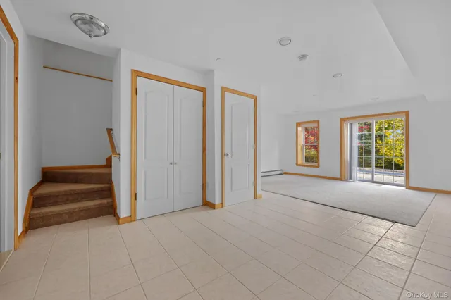 a picture of a bench in front of door