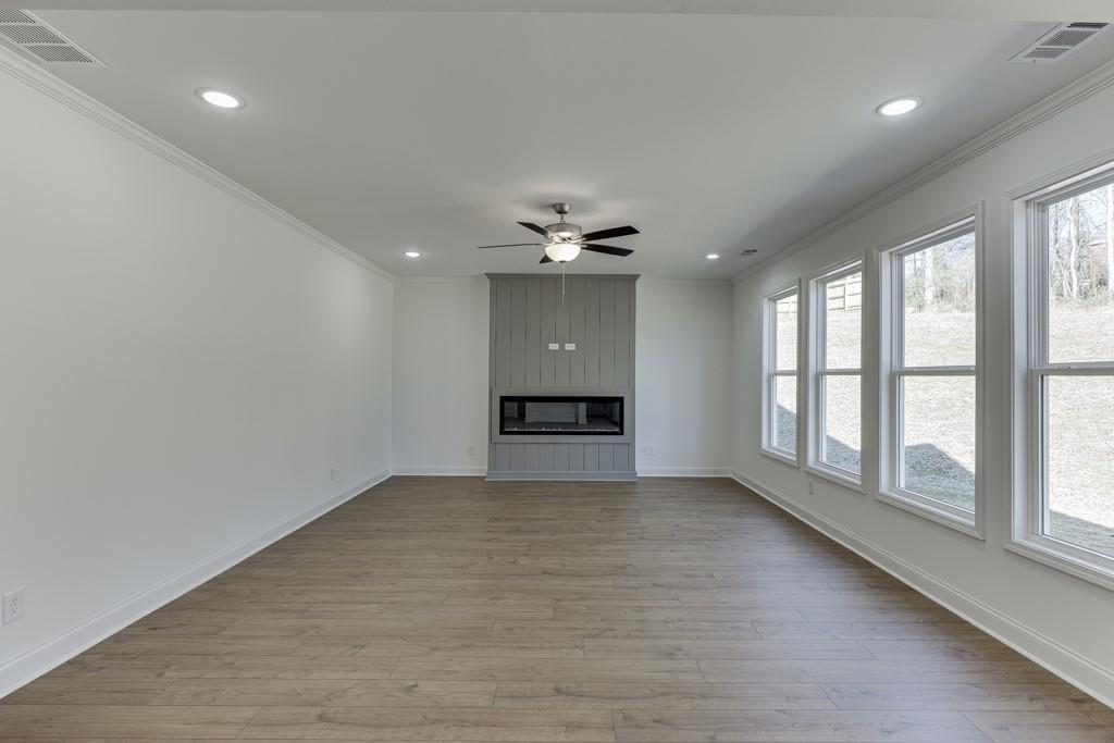 979 Lakeview Drive Commerce, GA 30529 - Photo 16 of 44