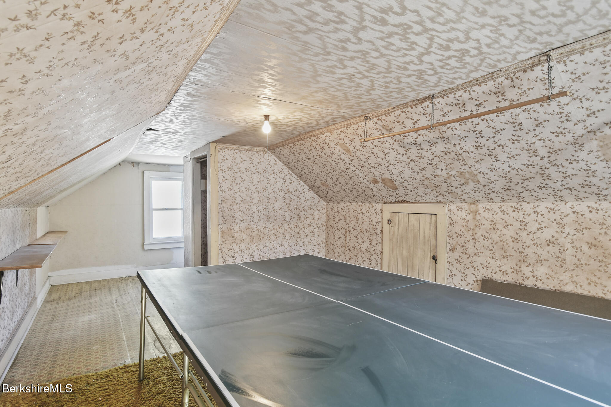 66 Holmes Road Pittsfield, MA 01201 - Photo 37 of 37 66 Holmes RoadPittsfieldMA 01201-33