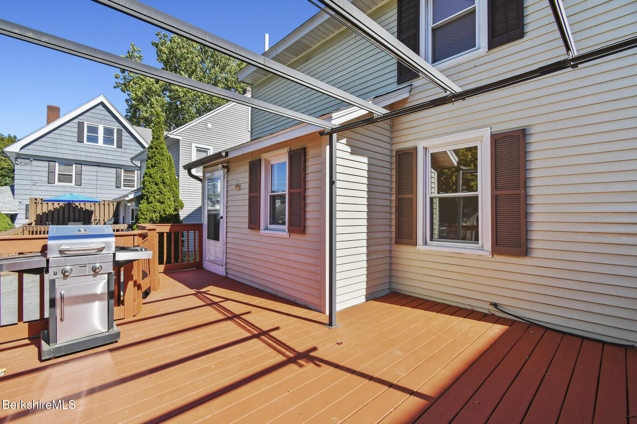 66 Holmes Road Pittsfield, MA 01201 - Photo 7 of 37 66 Holmes RoadPittsfieldMA 01201-08