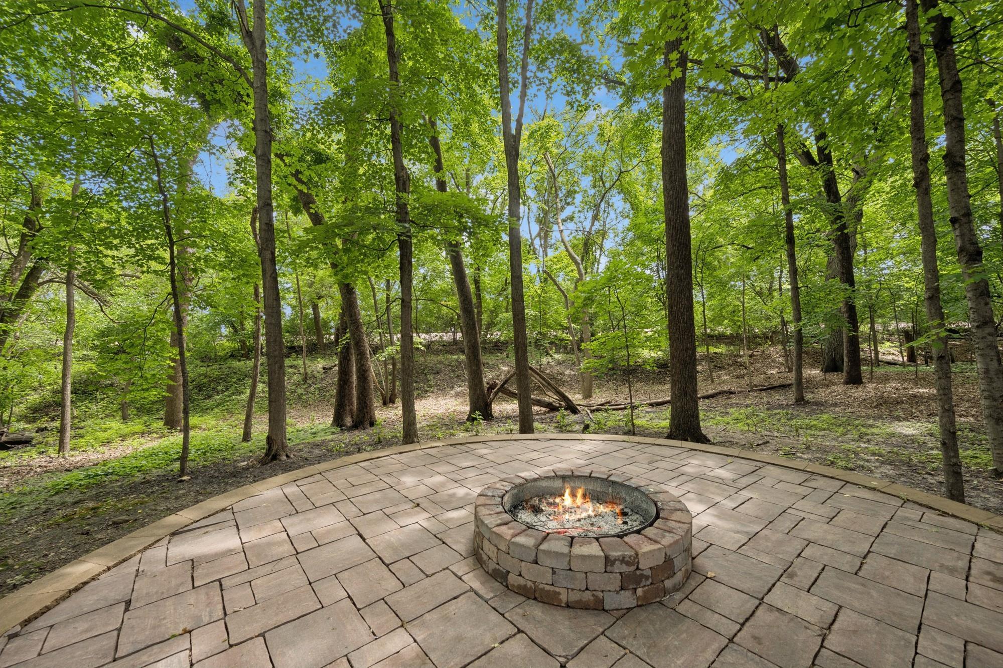 2079 Boulder Road Chanhassen, MN 55317 - Photo 2 of 56