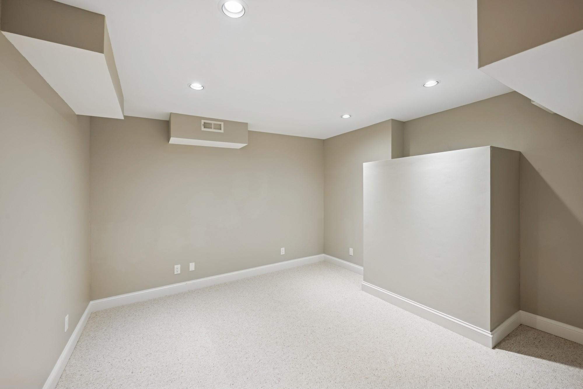 2079 Boulder Road Chanhassen, MN 55317 - Photo 40 of 56