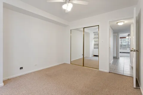 $289,000 | 3950 North Lake Shore Drive, Unit 1006B, Chicago, IL 60613