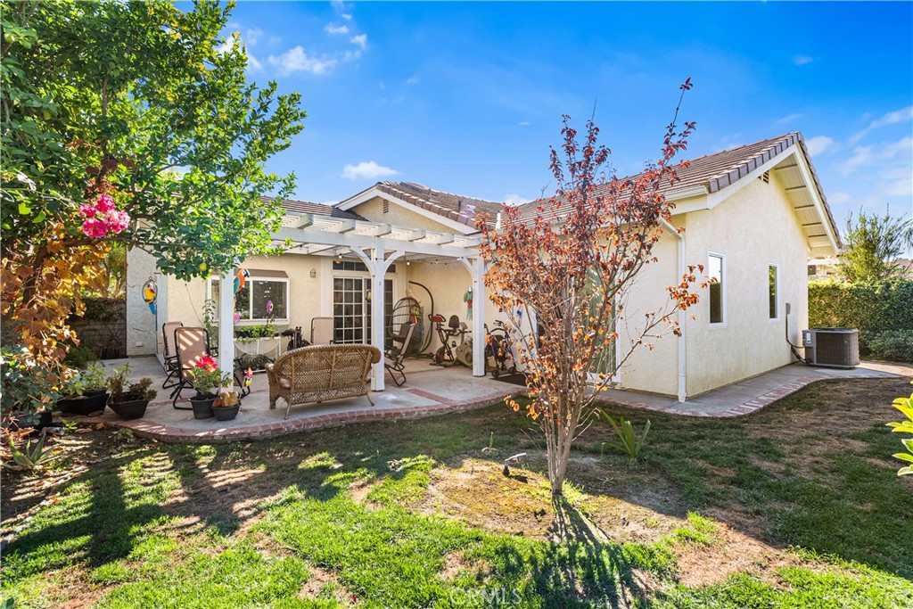 23301 Preston Way Valencia, CA 91354 - Photo 25 of 55