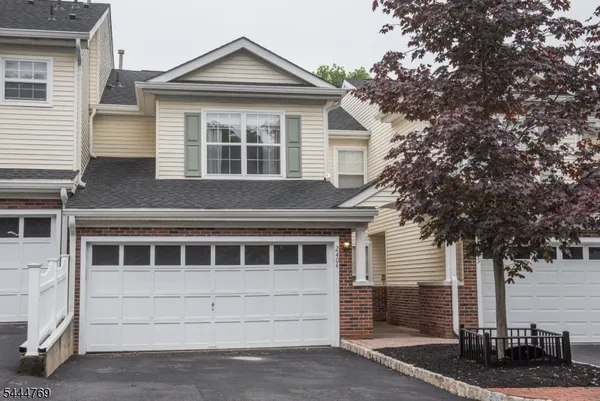 $3,800 | 2404 Vantage Court, Denville, NJ 07834