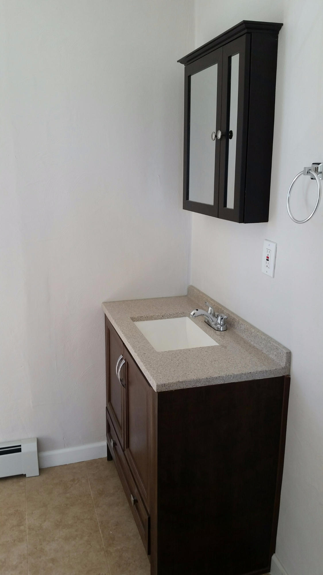 3204 Cove Road Roanoke, VA 24017 - Photo 13 of 17 Master Bathroom