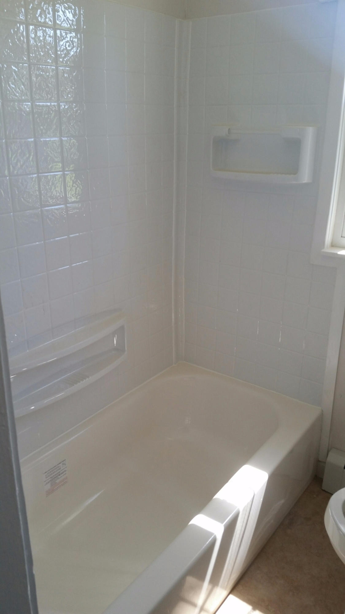 3204 Cove Road Roanoke, VA 24017 - Photo 9 of 17 Bathroom