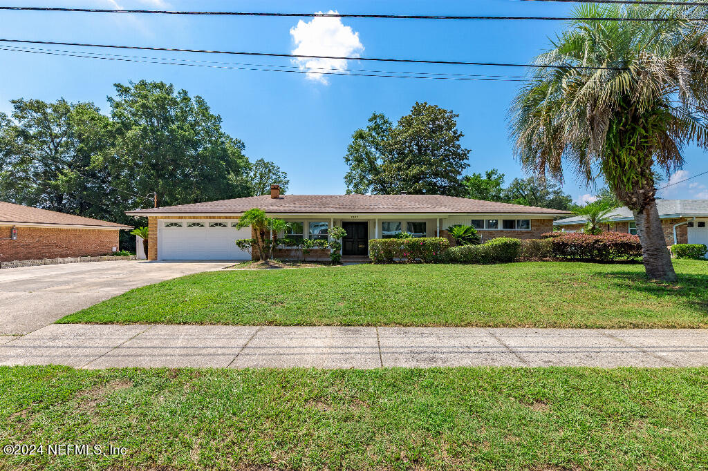 8182 Alderman Road Jacksonville, FL 32211 - Photo 1 of 33 39379_66d2360f06a8e_08.30.2024_image-1
