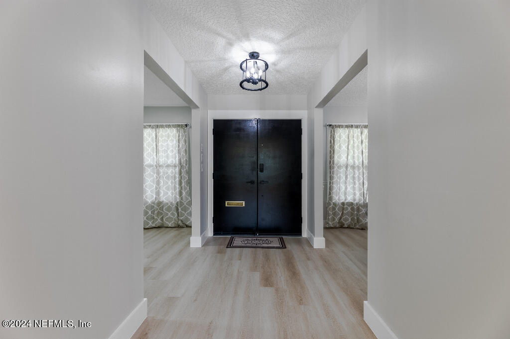 8182 Alderman Road Jacksonville, FL 32211 - Photo 11 of 33 39379_66d236a09c00f_08.30.2024_image-11