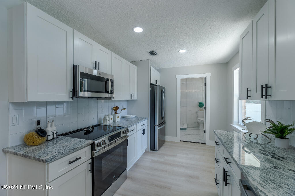 8182 Alderman Road Jacksonville, FL 32211 - Photo 20 of 33 39379_66d2371f2ebd2_08.30.2024_image-20