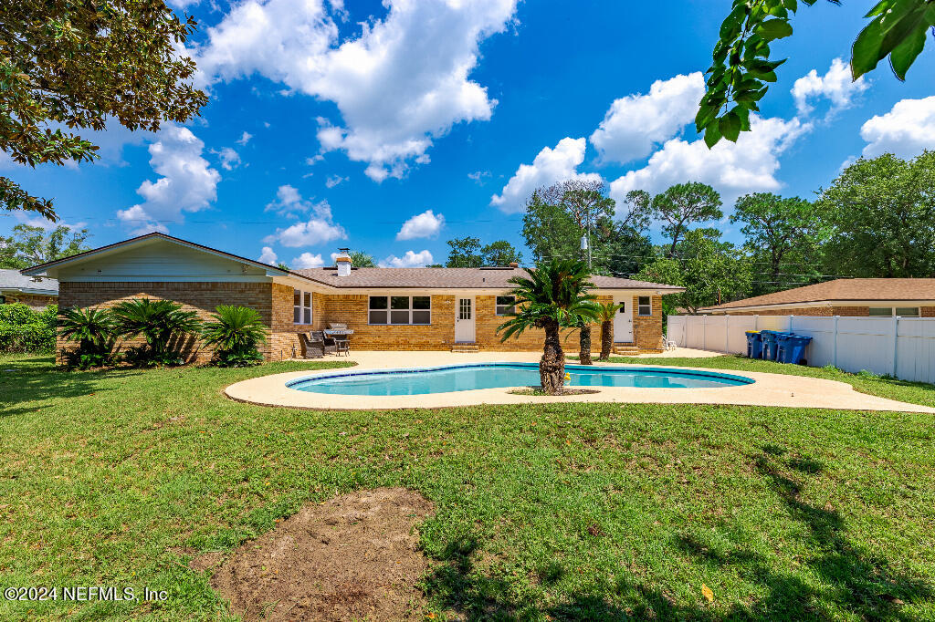 8182 Alderman Road Jacksonville, FL 32211 - Photo 4 of 33 39379_66d23630c445d_08.30.2024_image-4