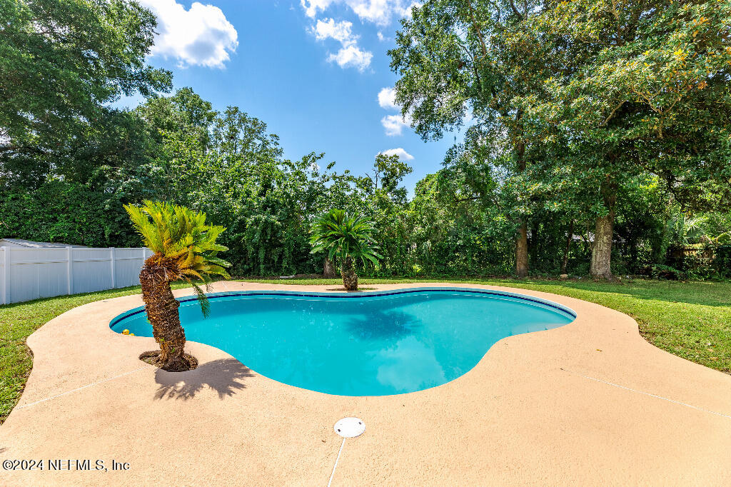 8182 Alderman Road Jacksonville, FL 32211 - Photo 9 of 33 39379_66d236741661b_08.30.2024_image-9