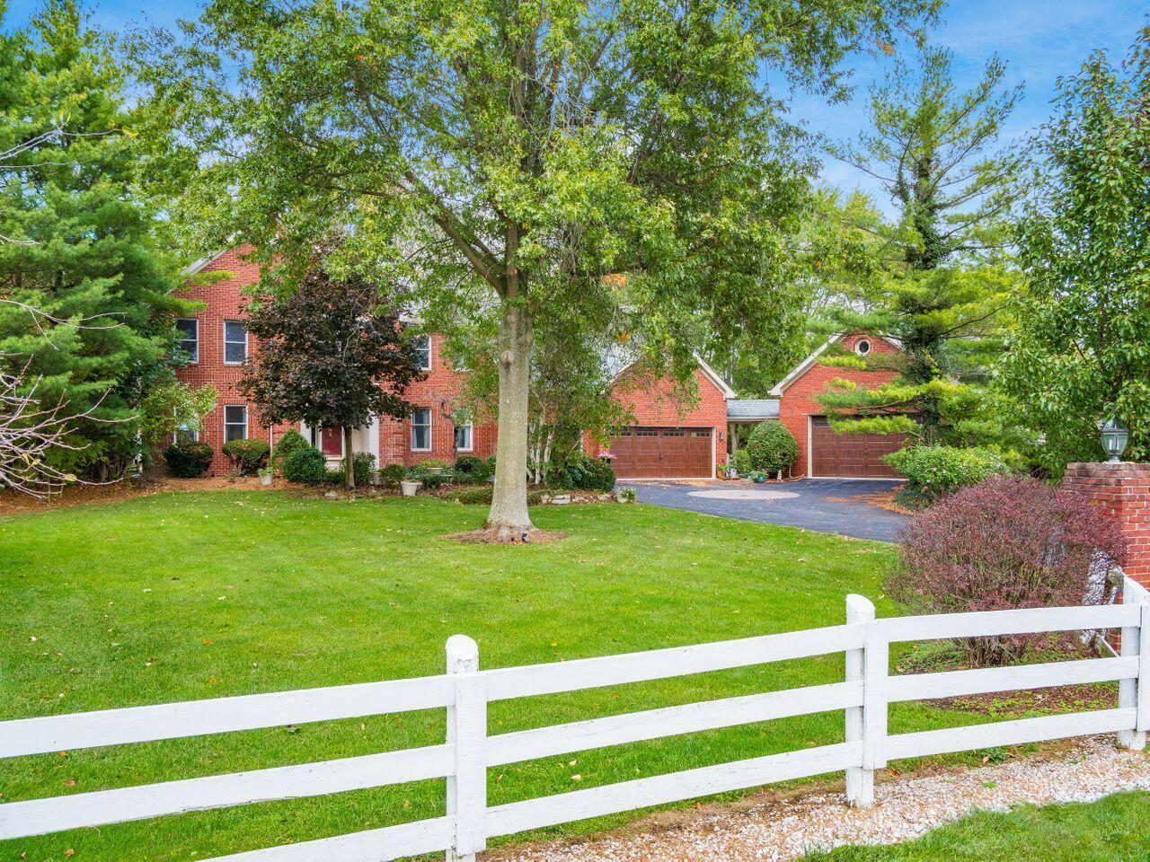 6710 Duffy Road Delaware, OH 43015 - Photo 2 of 40 C_-_6710_Duffy_083