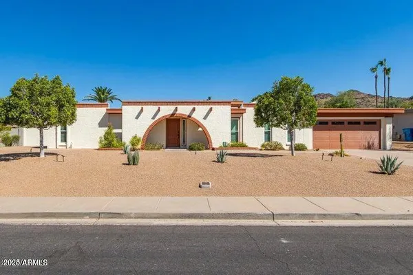 $4,500 | 3357 East Hatcher Road, Phoenix, AZ 85028