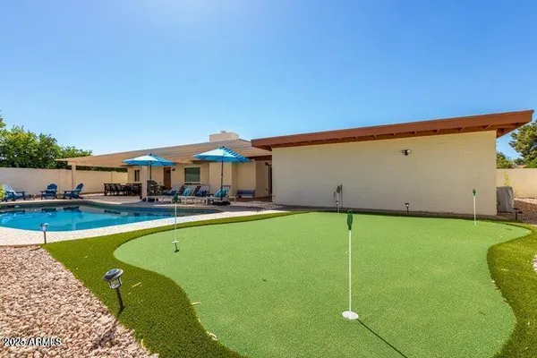 $4,500 | 3357 East Hatcher Road, Phoenix, AZ 85028