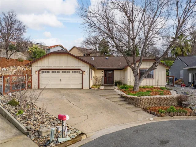 $420,000 | 662 Ansley Court, Redding, CA 96003