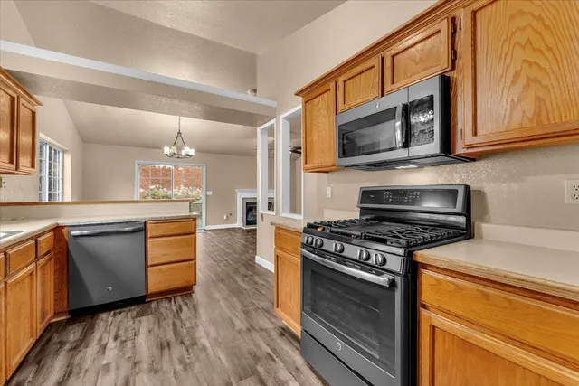 $420,000 | 662 Ansley Court, Redding, CA 96003