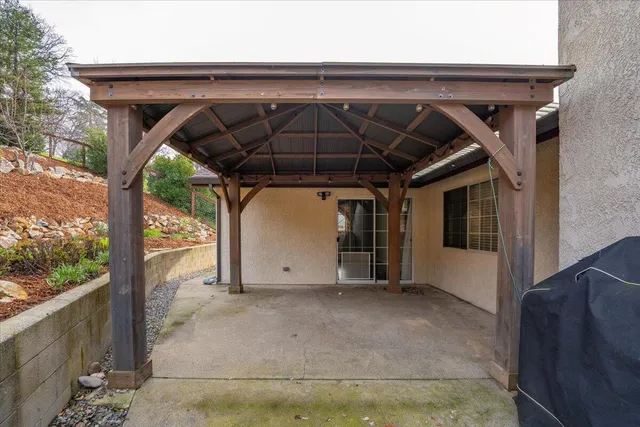 $420,000 | 662 Ansley Court, Redding, CA 96003