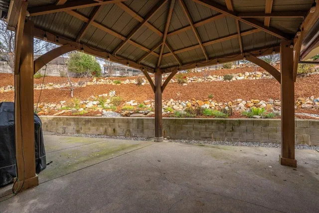 $420,000 | 662 Ansley Court, Redding, CA 96003