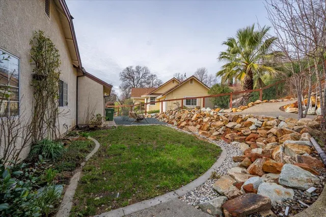 $420,000 | 662 Ansley Court, Redding, CA 96003