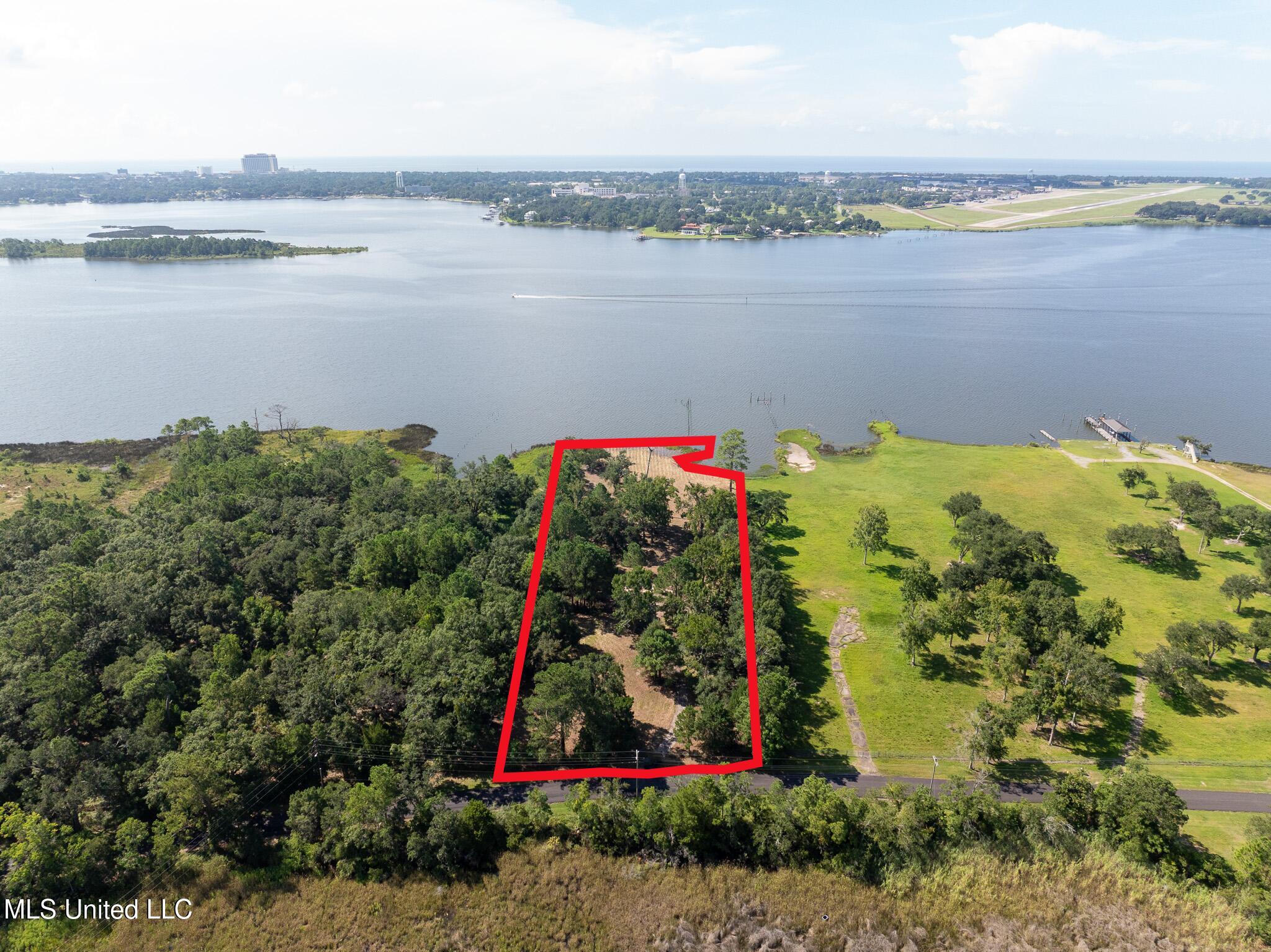 10232 Goodman Road D'Iberville, MS 39540 - Photo 15 of 23 DJI_20250820102148_0023_D