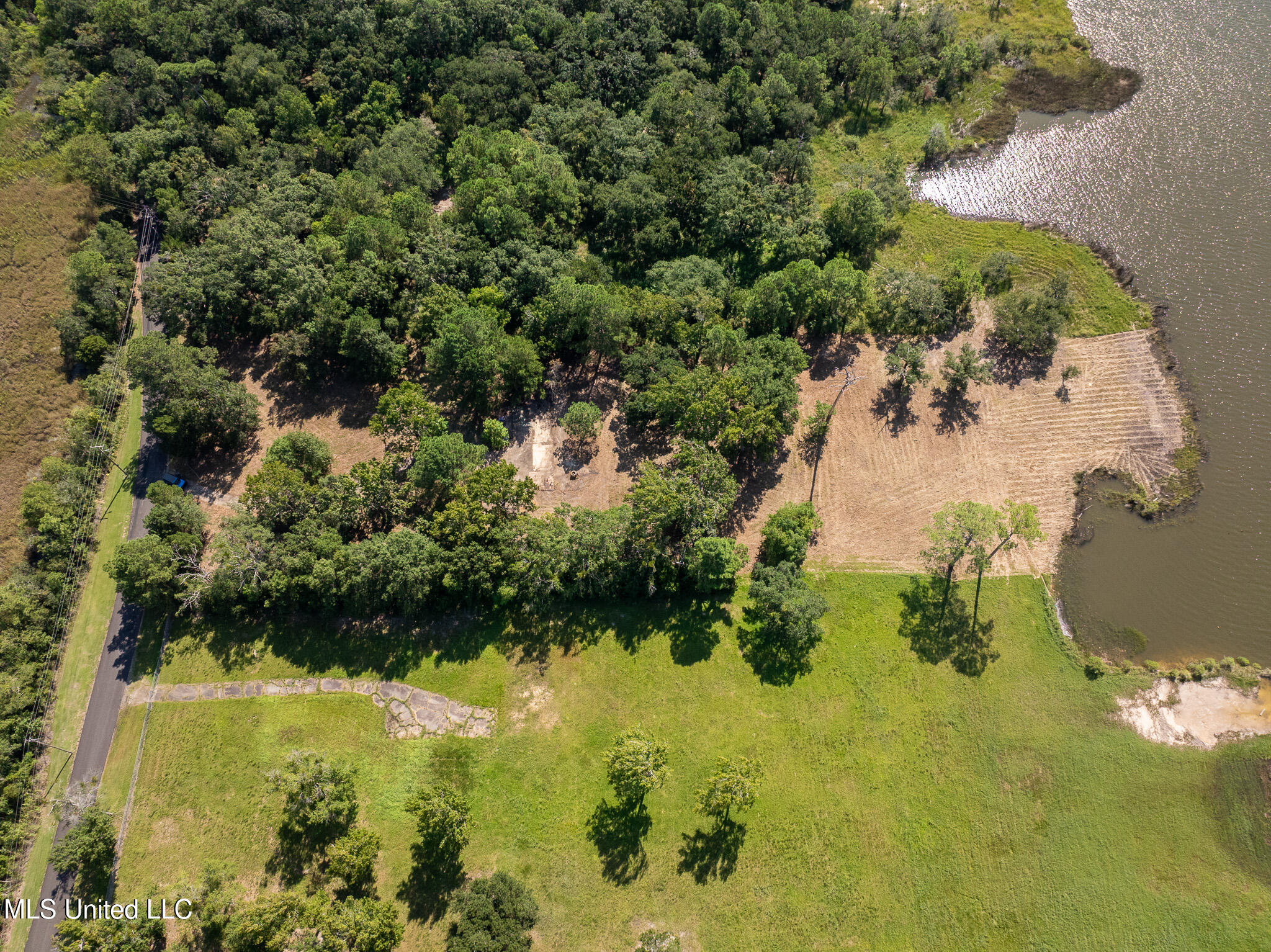 10232 Goodman Road D'Iberville, MS 39540 - Photo 19 of 23 DJI_20250820102318_0027_D