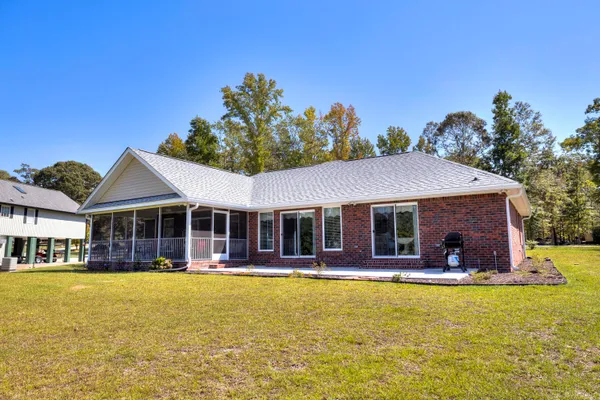 $825,000 | 1226 Lesesne Drive, Manning, SC 29102