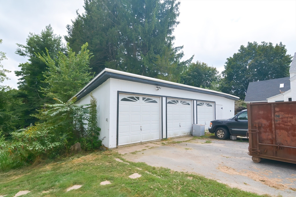 1197 Main Street Warren, MA 01083 - Photo 3 of 39 Gallery Image 3