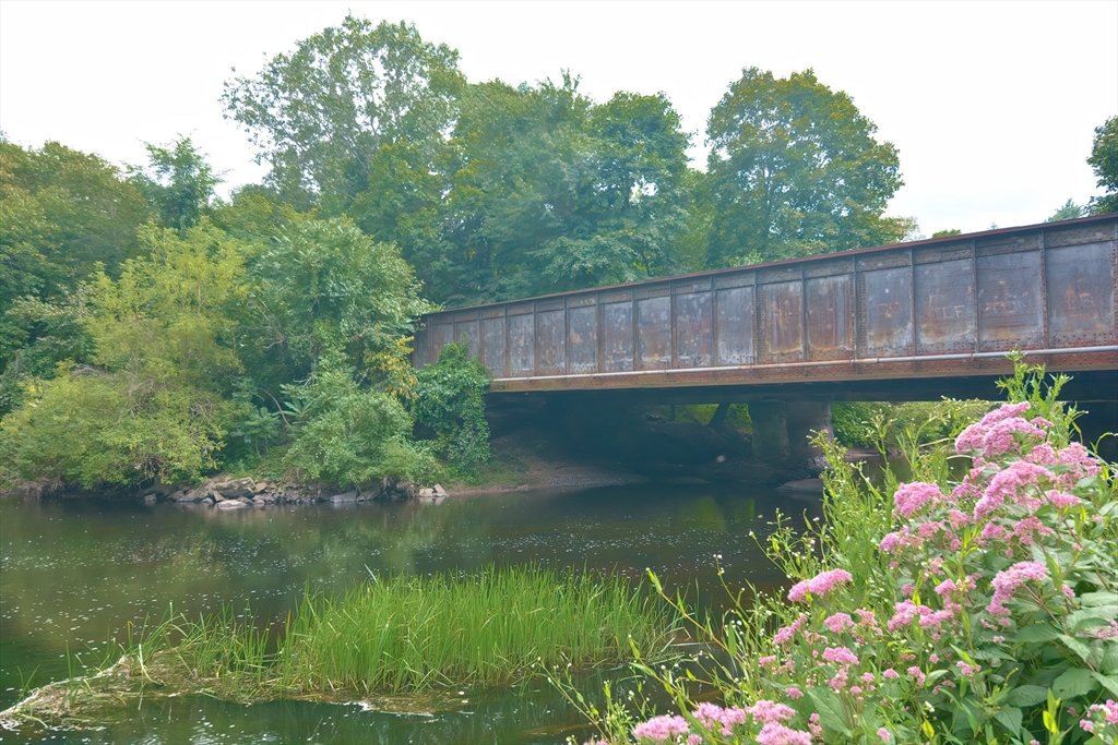 1197 Main Street Warren, MA 01083 - Photo 37 of 39 Gallery Image 37