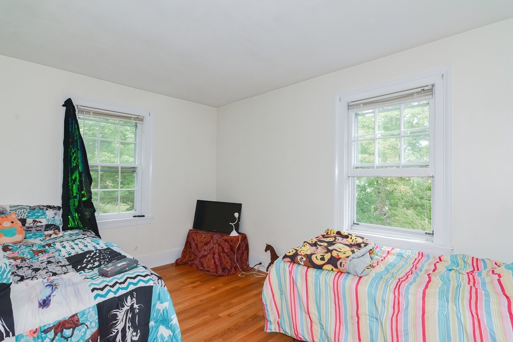 1197 Main Street Warren, MA 01083 - Photo 8 of 39 Gallery Image 8