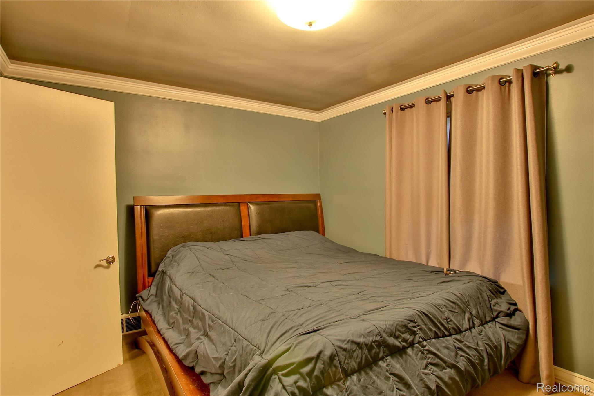 2160 Lancaster Road Bloomfield Hills, MI 48302 - Photo 11 of 28 IMG_3346.jpg