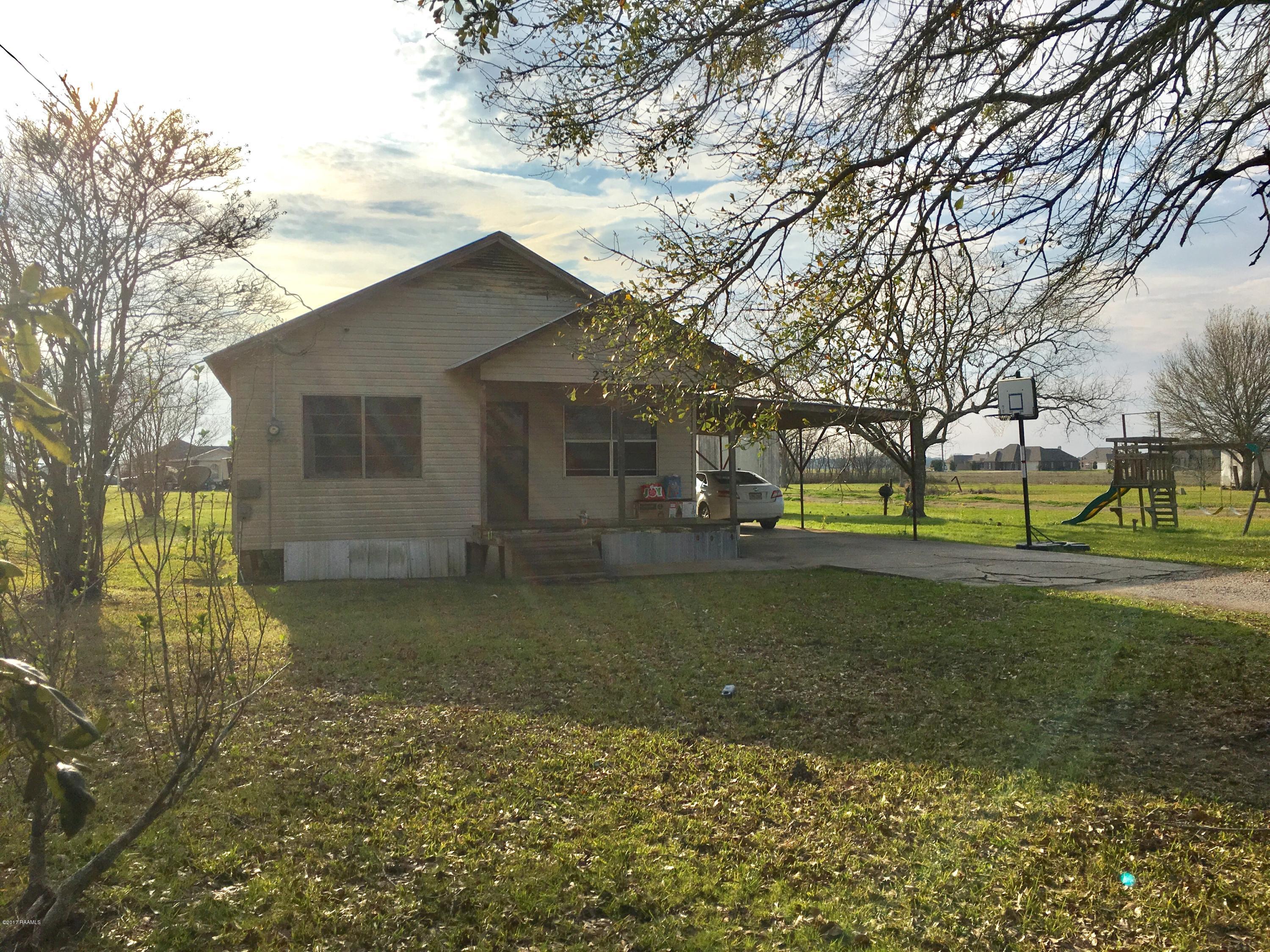 2312 Doyle Melancon Road Breaux Bridge, LA 70517 - Photo 3 of 3 IMG_2051