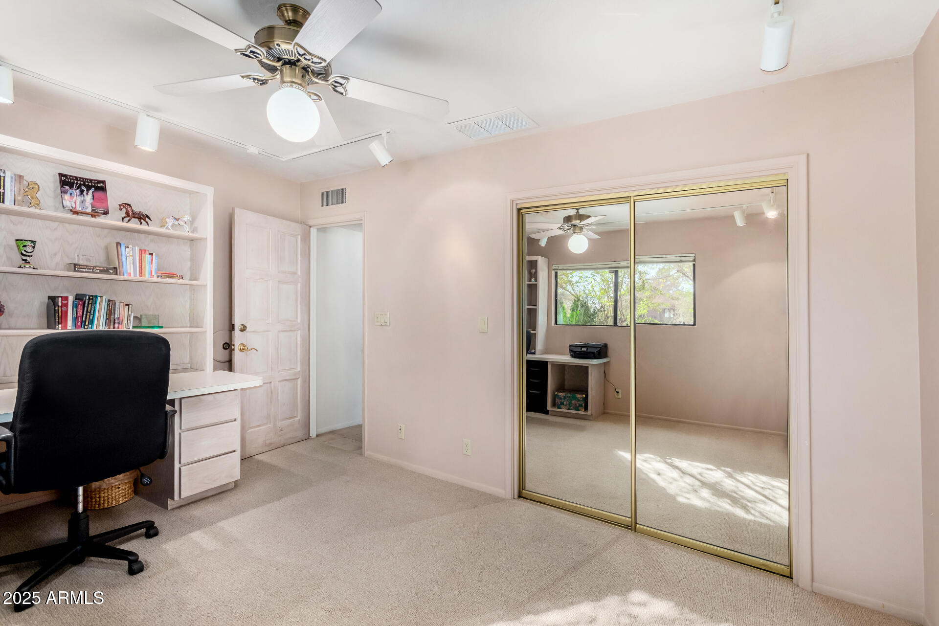 5546 North 4th Street Phoenix, AZ 85012 - Photo 14 of 29 25 - 4th