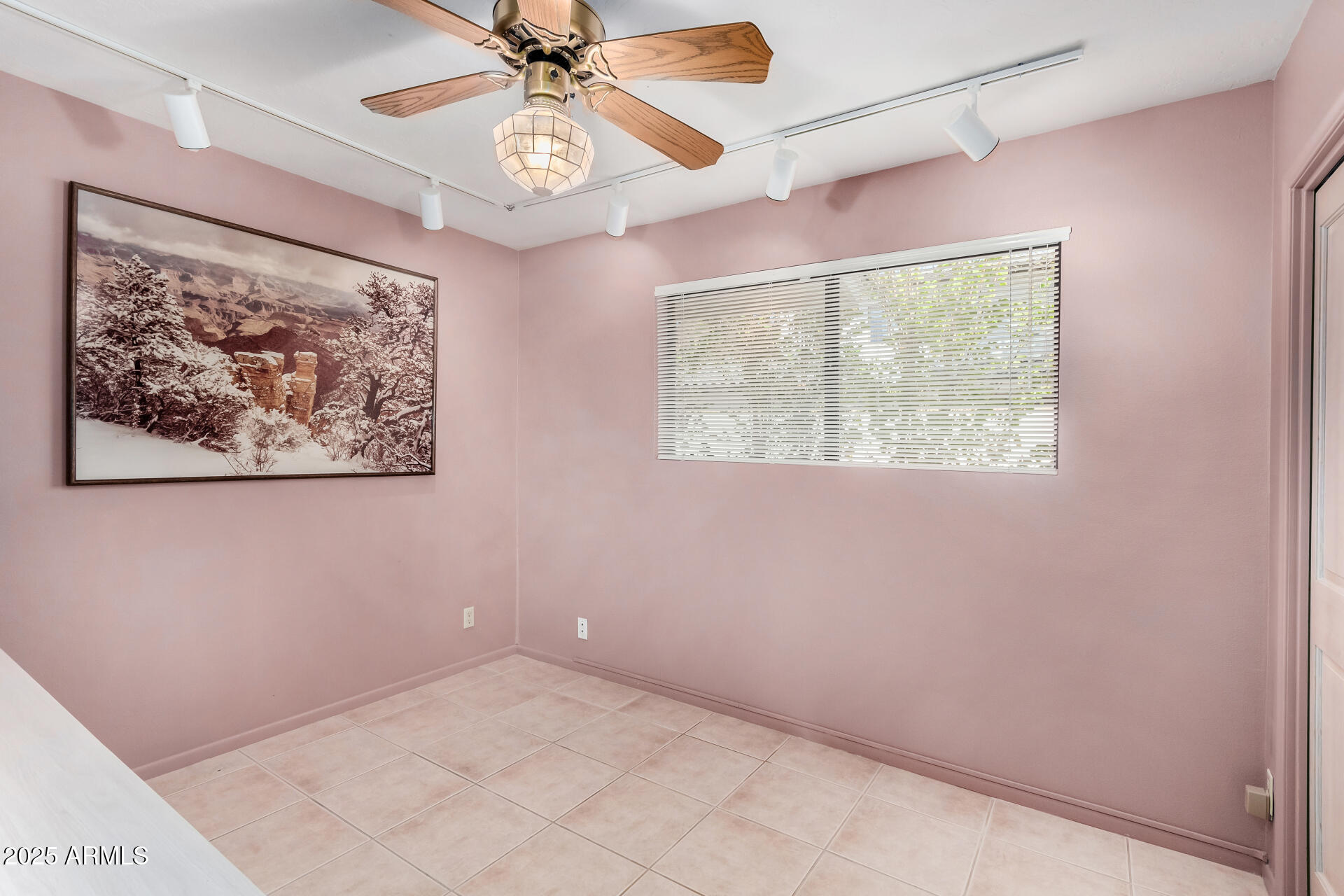 5546 North 4th Street Phoenix, AZ 85012 - Photo 16 of 29 27 - 4th