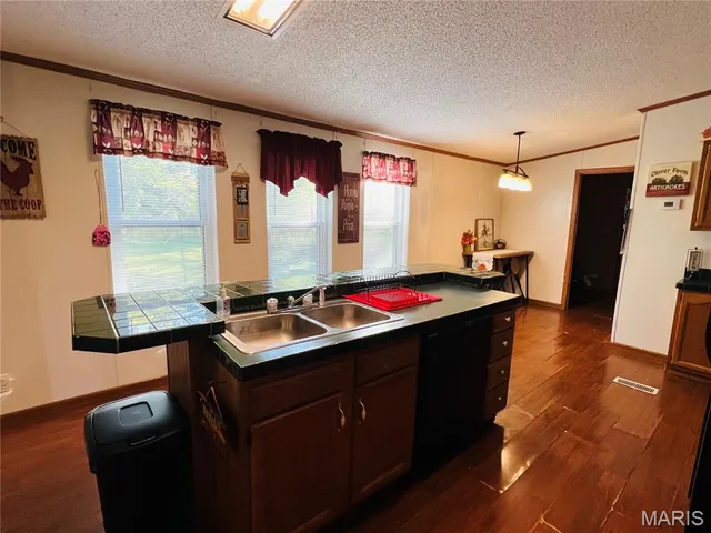 $219,000 | 12373 Bcr 634, Sturdivant, MO 63782