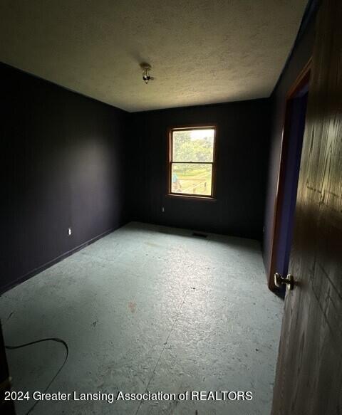 1801 Benton Road Charlotte, MI 48813 - Photo 6 of 11 benton bedroom 2