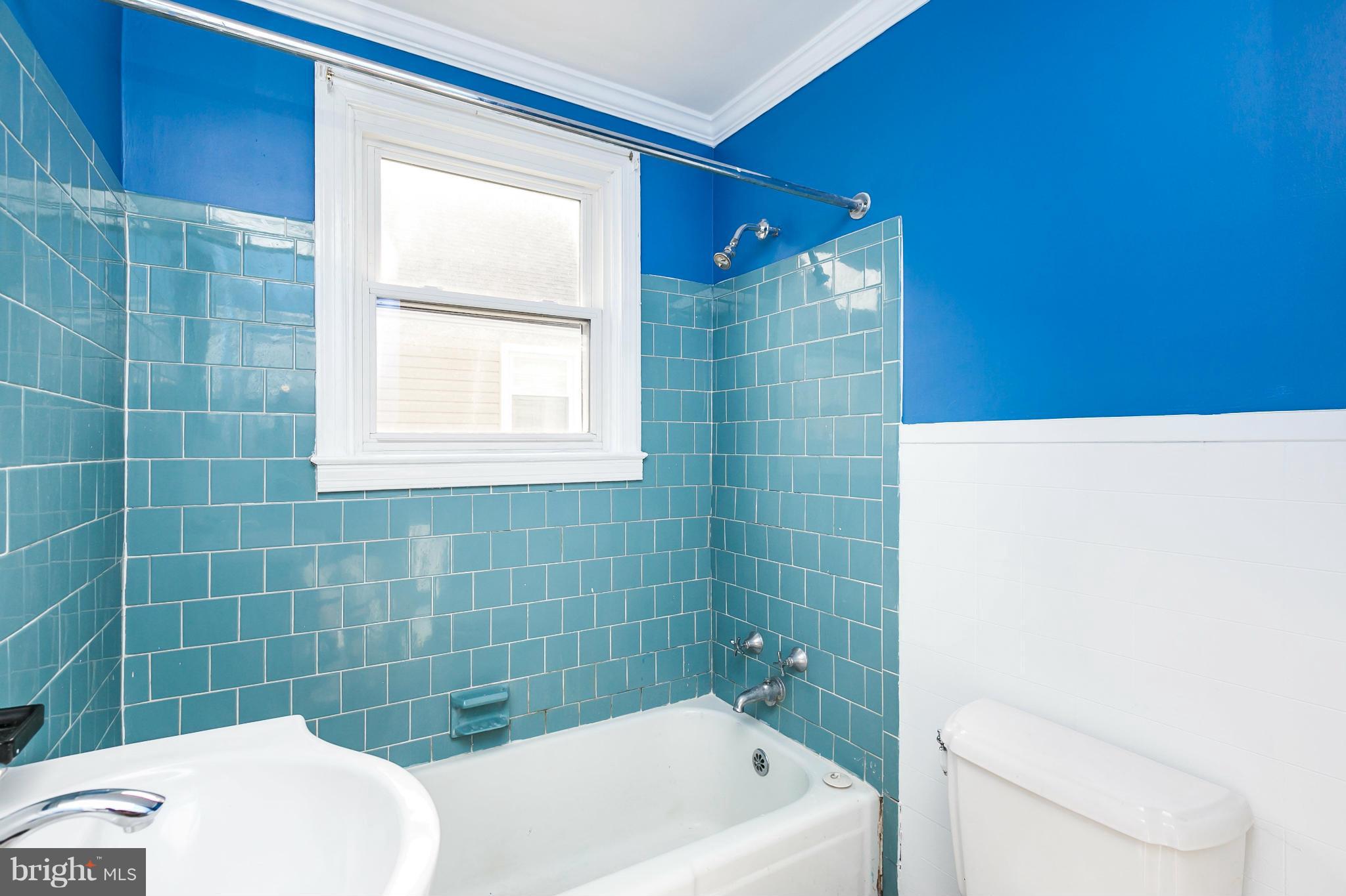 2515 Wentworth Road Baltimore, MD 21234 - Photo 15 of 30 Bath