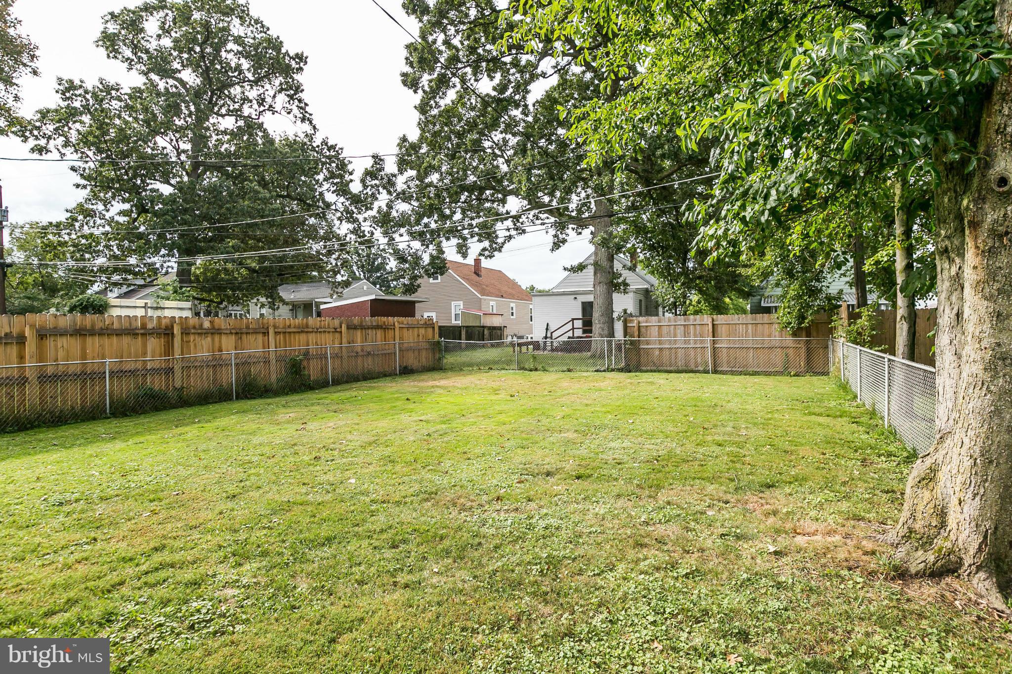 2515 Wentworth Road Baltimore, MD 21234 - Photo 23 of 30 Rear yard